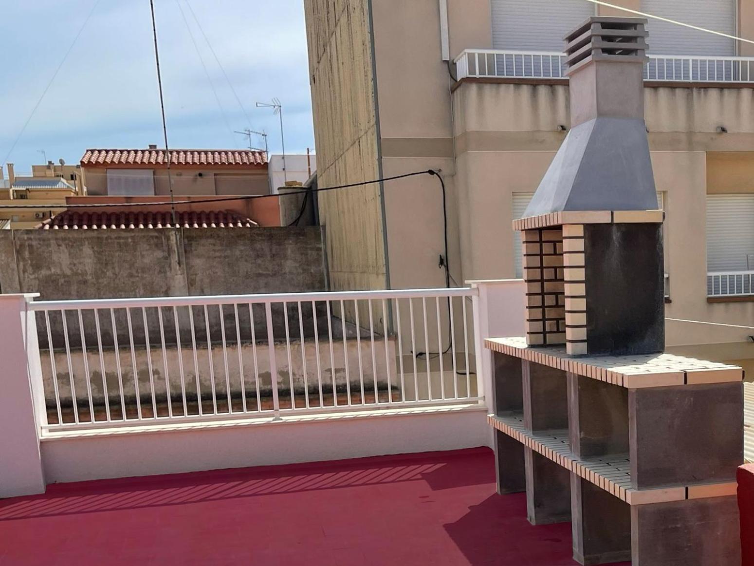 Lleida 25, Casa A Planta Baixa Amb Amplia Terrassa Equipada Amb Barbacoa Villa ซันต์การ์เลสเดลาราปีตา ภายนอก รูปภาพ